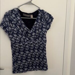 Liz Claiborne Navy and White Floral Wrap-Style Short Sleeve Top